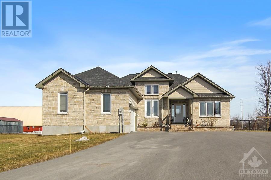 2968 DREW DRIVE, south mountain, Ontario