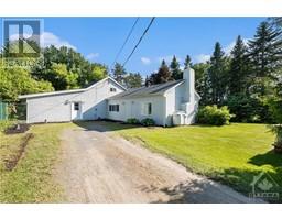 3383 CHAMPLAIN STREET, bourget, Ontario