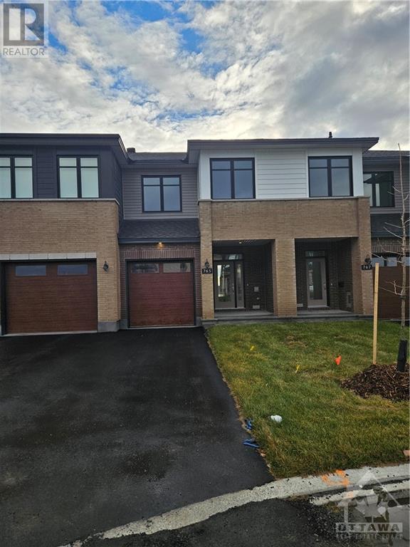 765 MAVERICK CRESCENT, Ottawa, Ontario