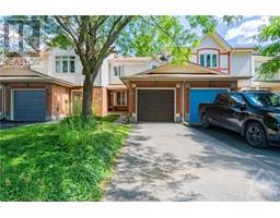 119 BANCHORY CRESCENT, Kanata, Ontario