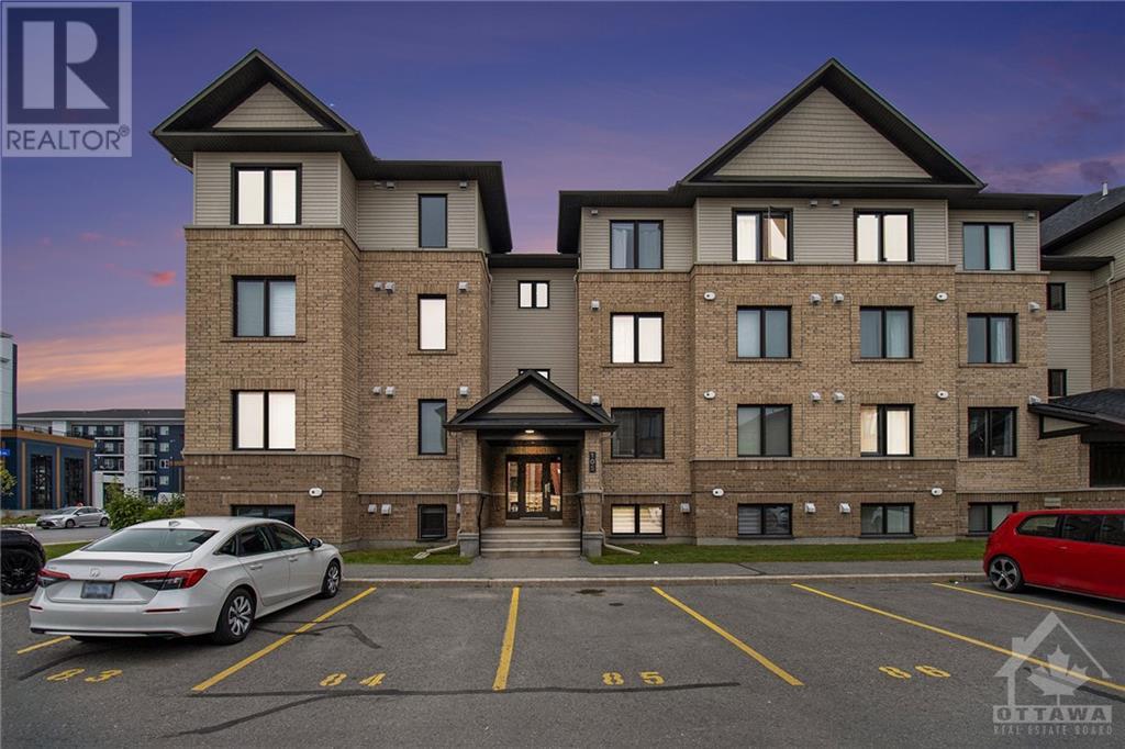 105 BLUESTONE PRIVATE UNIT#1, orleans, Ontario