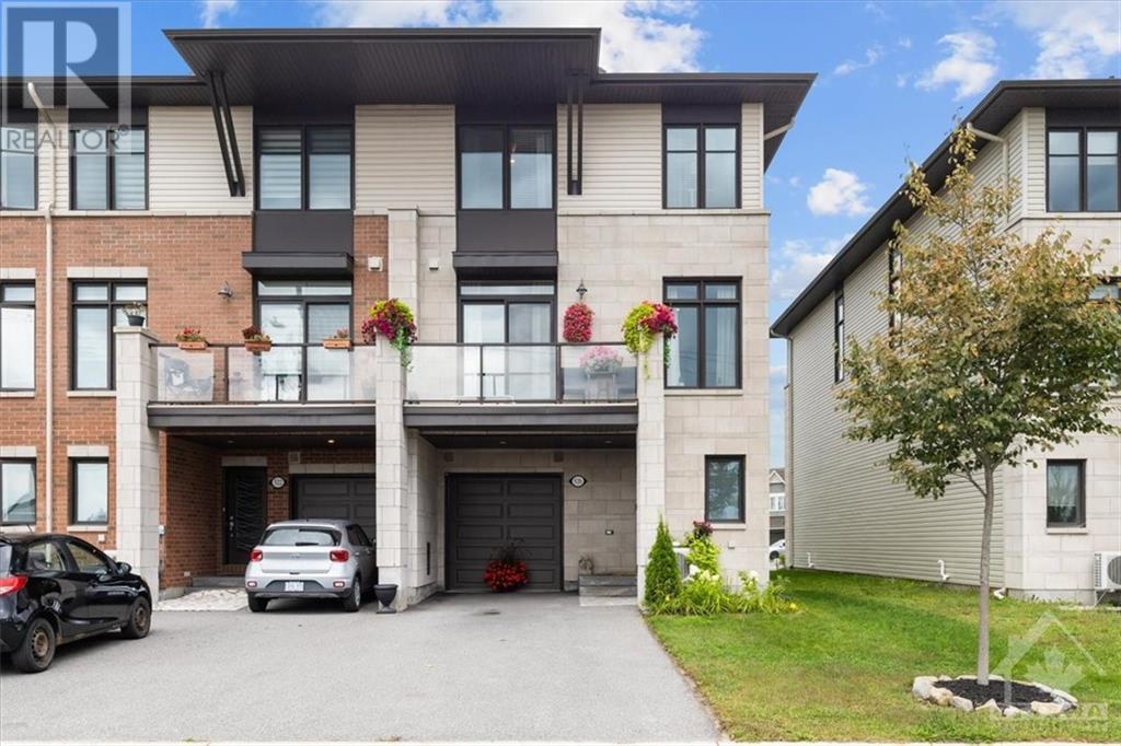 520 LABRADOR CRESCENT, ottawa, Ontario