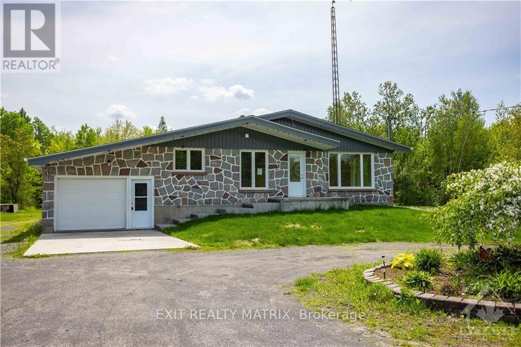 5651 COUNTY RD 17 ROAD, Alfred & Plantagenet, Ontario