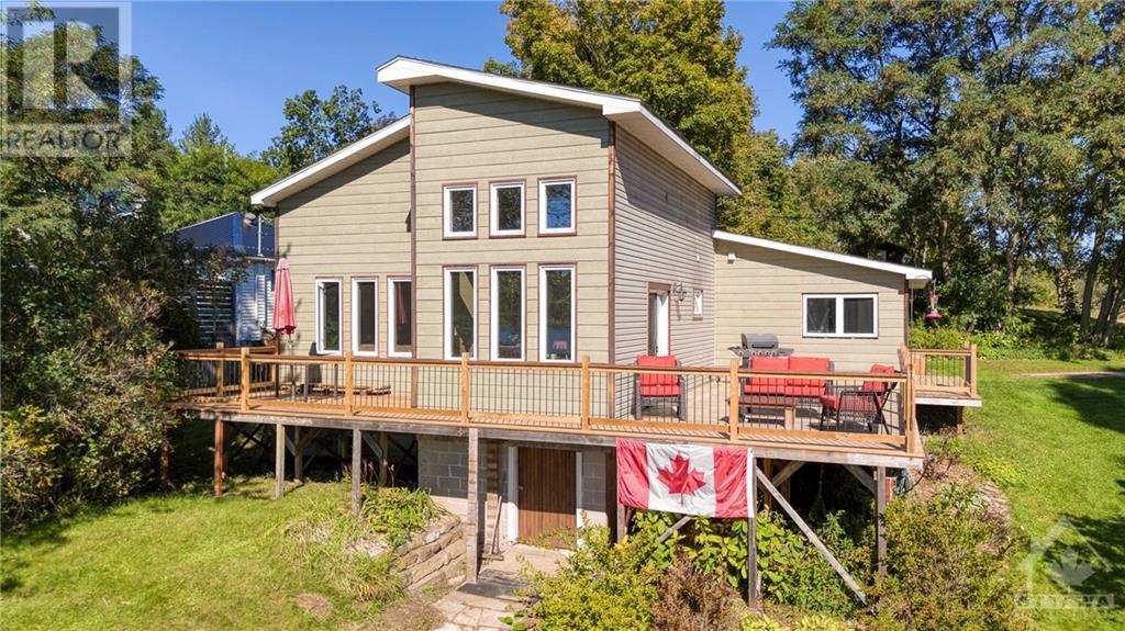 301/303/303b SILVERLAKE LANE, maberly, Ontario