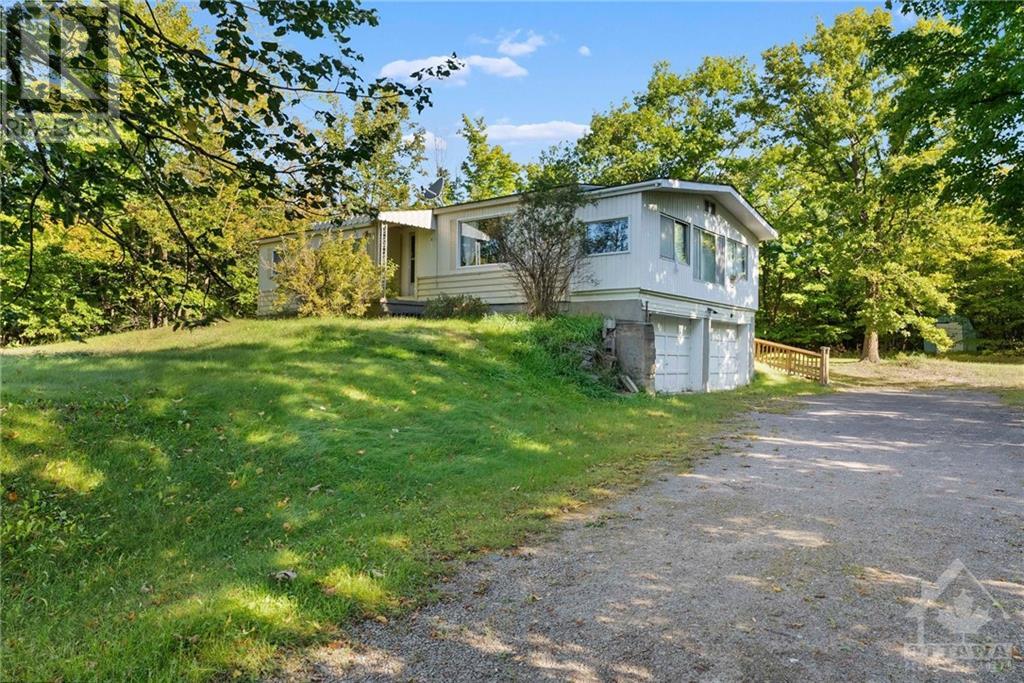 1338 USBORNE STREET, braeside, Ontario