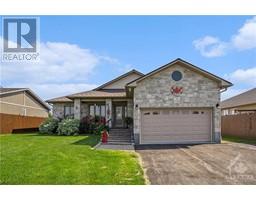 15 WINTONIA DRIVE, winchester, Ontario