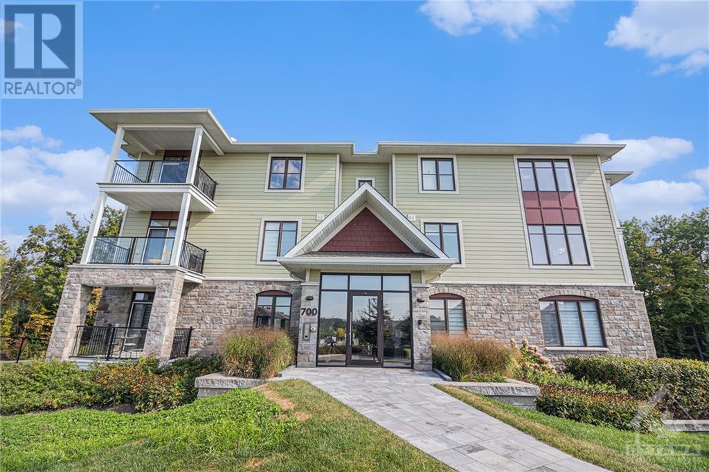 700 DU RIVAGE STREET UNIT#204, rockland, Ontario