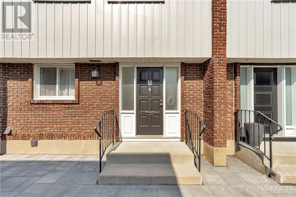 1821 WALKLEY ROAD UNIT#18, ottawa, Ontario