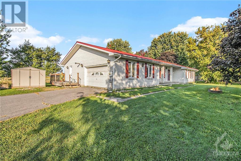 336 ST GUILLAUME ROAD, vars, Ontario