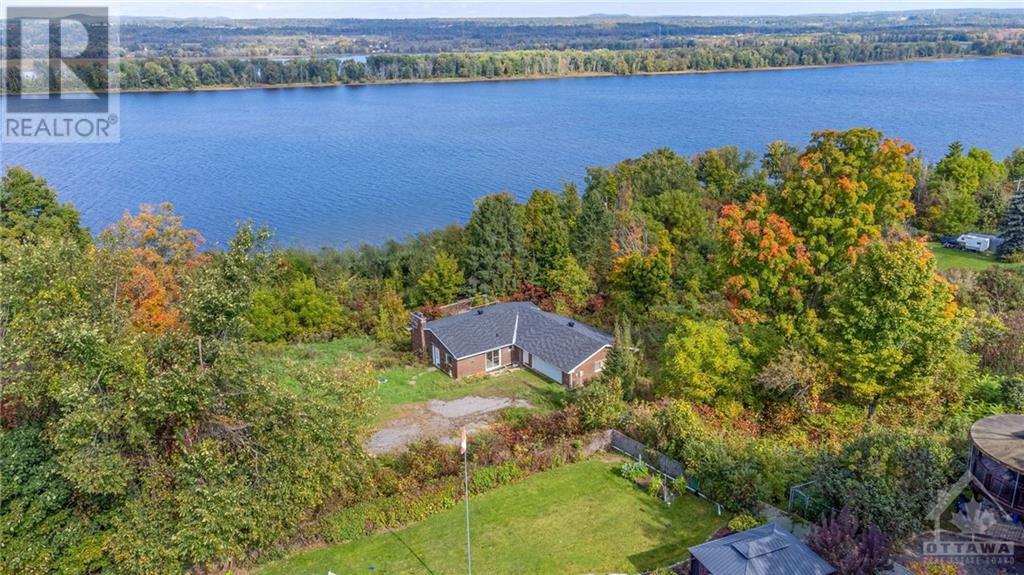 1541 BELLA VISTA DRIVE, cumberland, Ontario