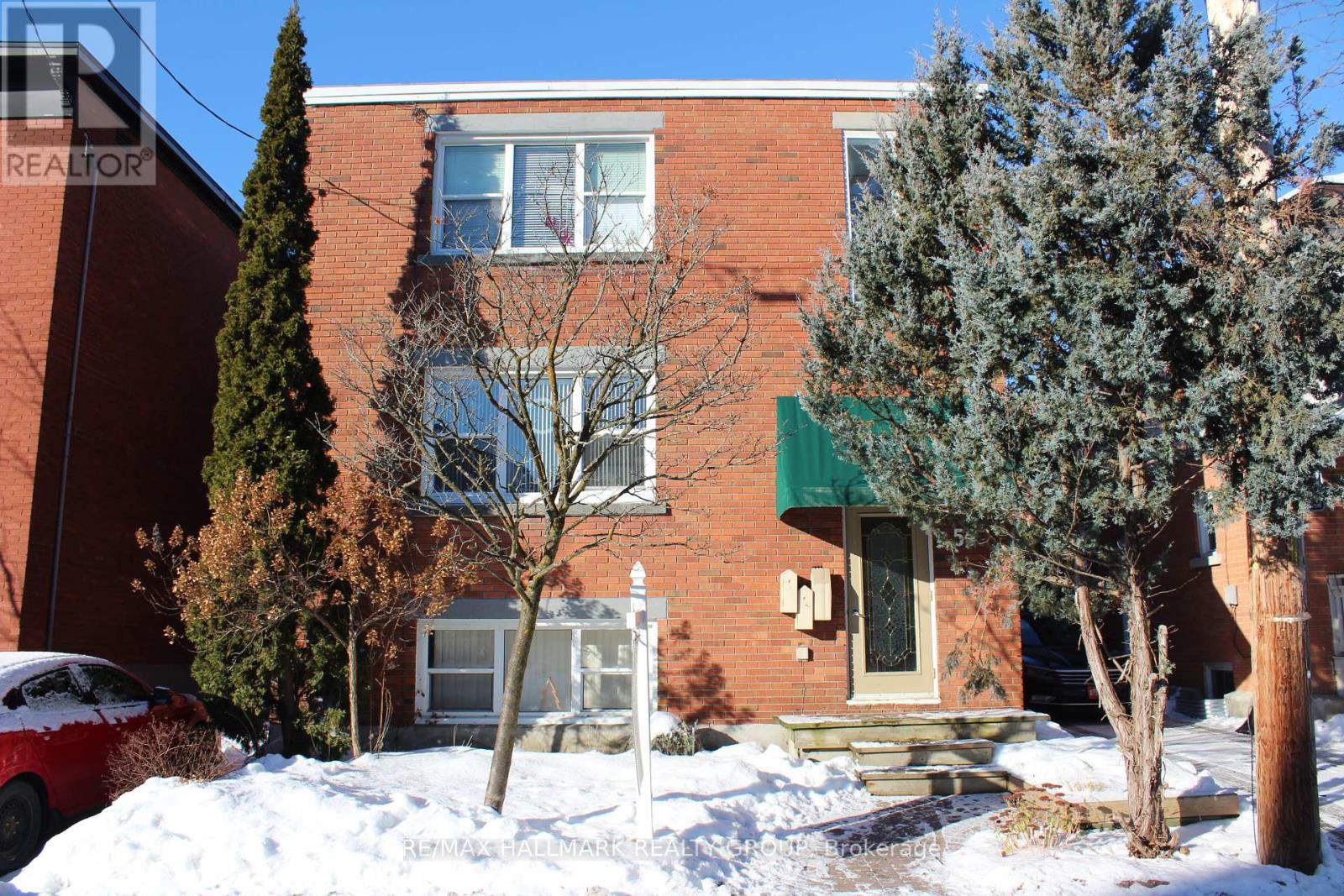 55 IVY CRESCENT, Ottawa, Ontario