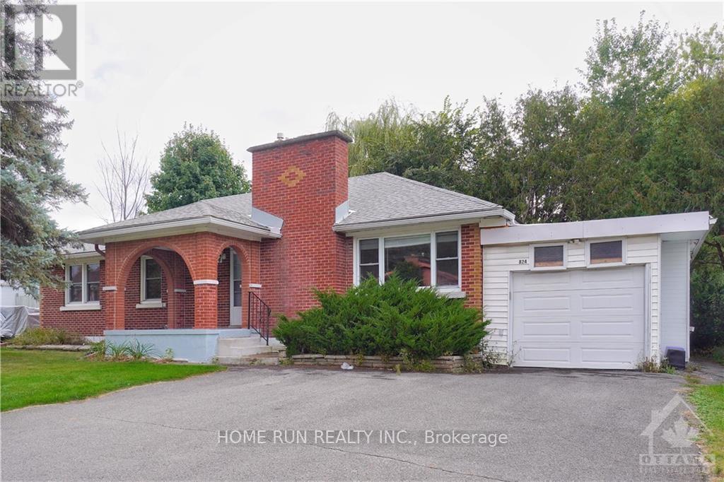 824 IROQUOIS ROAD, Ottawa, Ontario