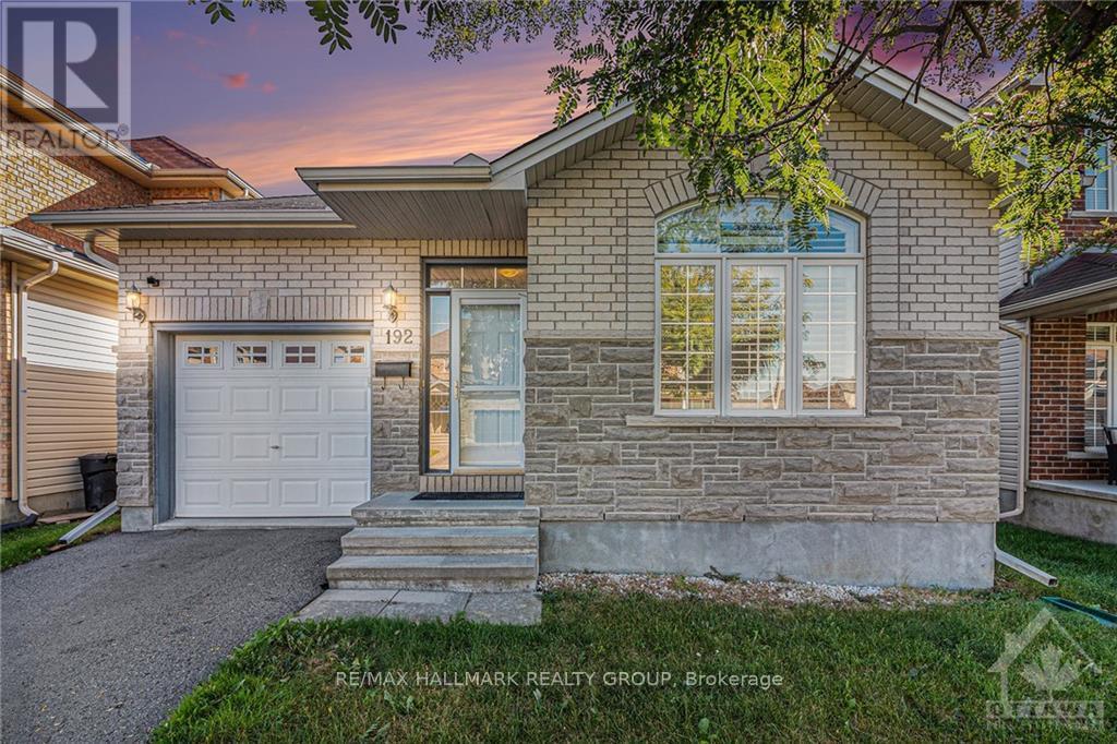 192 FELICITY CRESCENT, Ottawa, Ontario