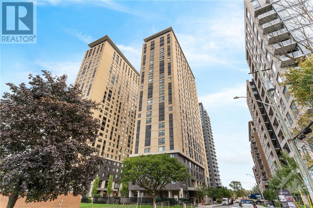 105 CHAMPAGNE AVENUE S UNIT#2807, Ottawa, Ontario