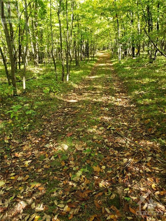 KERFORD ROAD, Merrickville, Ontario