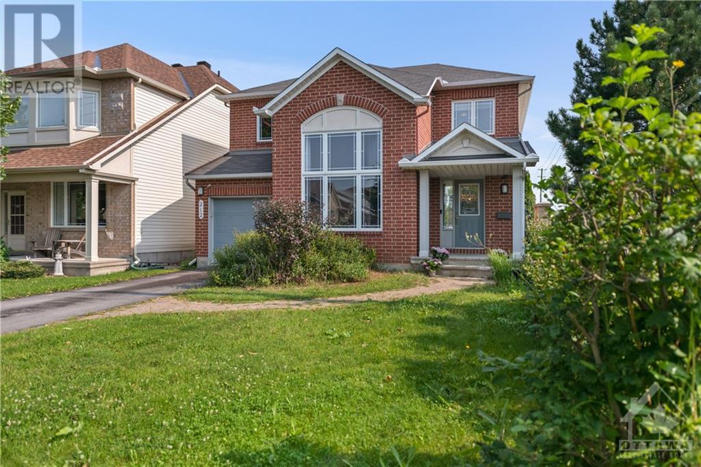 212 WILLOW CREEK CIRCLE, Ottawa, Ontario