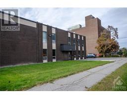 1765 COURTWOOD CRESCENT UNIT#B, Ottawa, Ontario