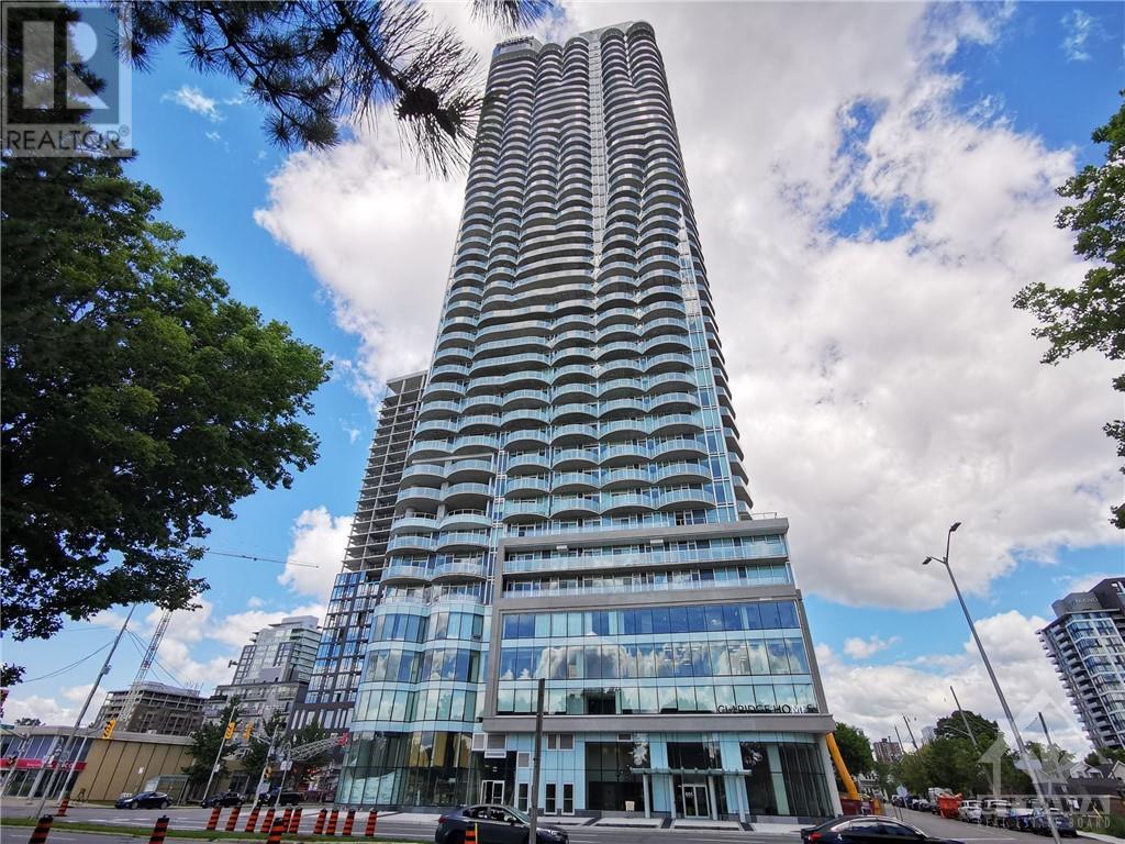 805 CARLING AVENUE UNIT#1401, Ottawa, Ontario