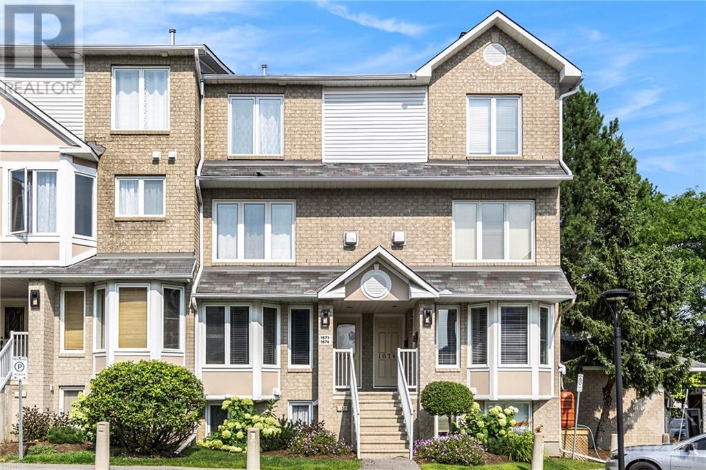 1672 LOCKSLEY LANE, Ottawa, Ontario