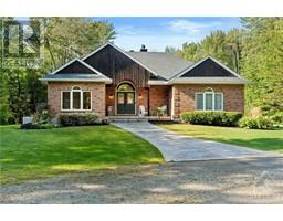 5487 CEDAR DRIVE, Manotick, Ontario