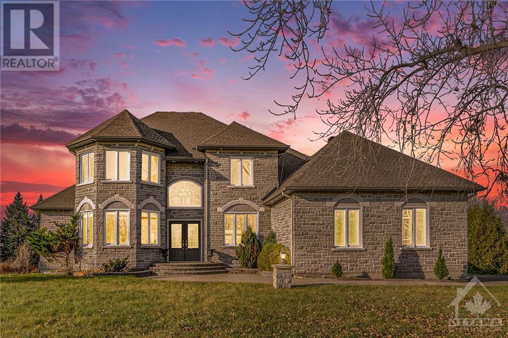 4785 WHISPERING WILLOW DRIVE, Navan, Ontario