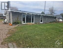 1700 COUNTY 2 ROAD E, Johnstown, Ontario