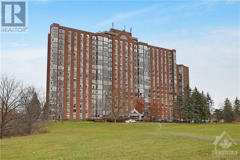 2759 CAROUSEL CRESCENT UNIT#1612, Ottawa, Ontario