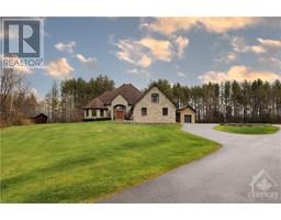 6769 DEER RUN PLACE, North Gower, Ontario