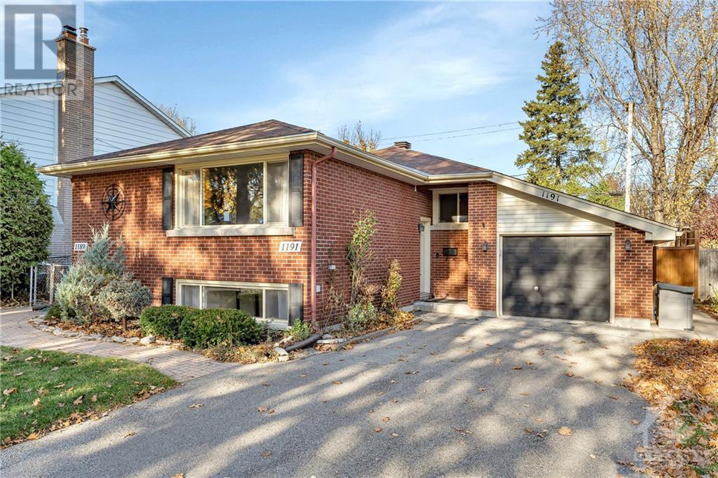 1191 CASTLE HILL CRESCENT, Ottawa, Ontario