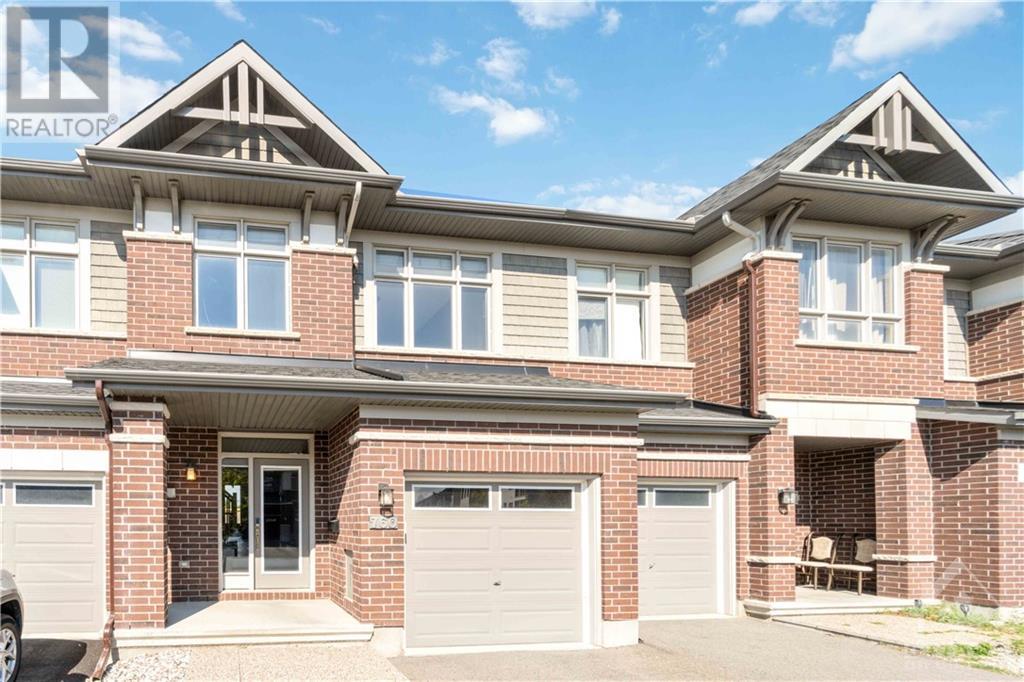 760 CARNELIAN CRESCENT, Ottawa, Ontario