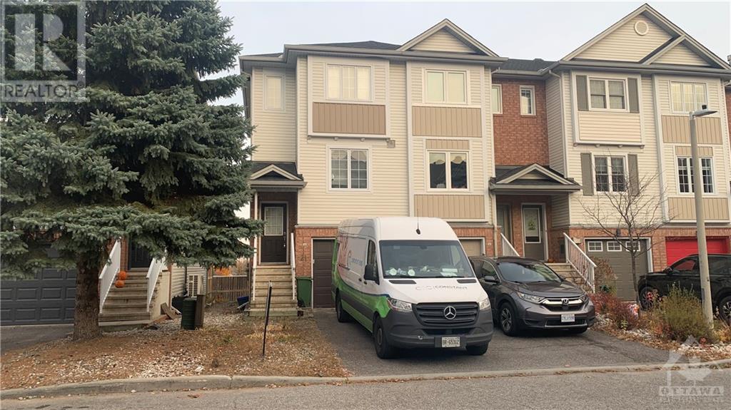 21 MANHATTAN CRESCENT, Ottawa, Ontario