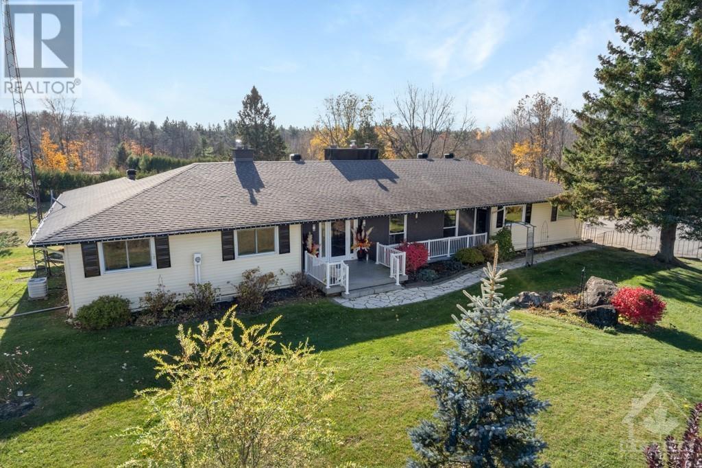 4225 SCOTCH LINE, Perth, Ontario