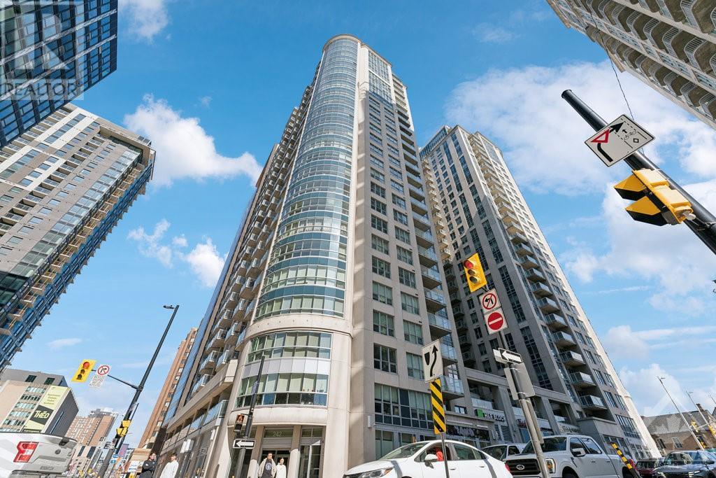 242 RIDEAU STREET UNIT#2106, Ottawa, Ontario