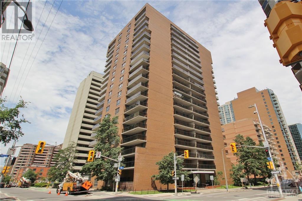 475 LAURIER AVENUE W UNIT#1405, Ottawa, Ontario