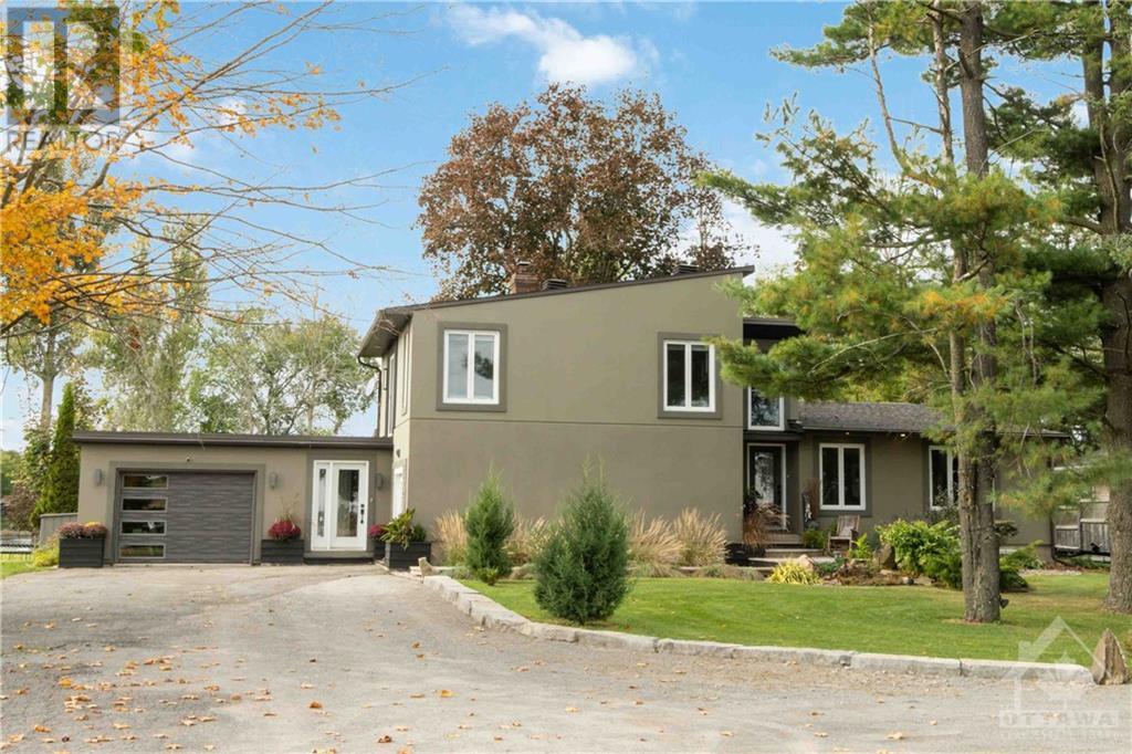 2704 RIVER ROAD, Ottawa, Ontario