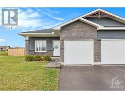 302 FORESTVIEW CRESCENT, Renfrew, Ontario