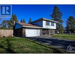 57 MEADOWBANK DRIVE, Ottawa, Ontario