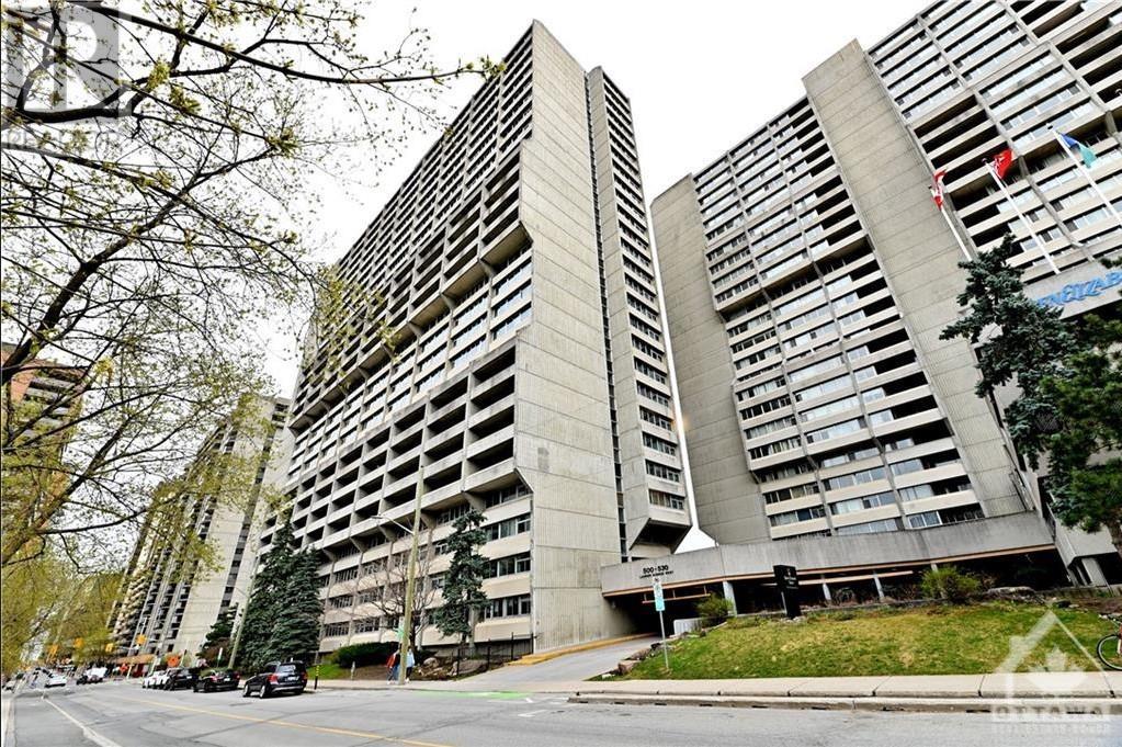 500 LAURIER AVENUE UNIT#2203, Ottawa, Ontario