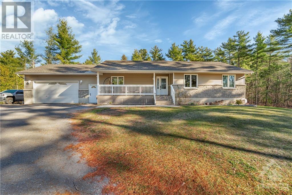 556 MCLACHLAN ROAD, White Lake, Ontario