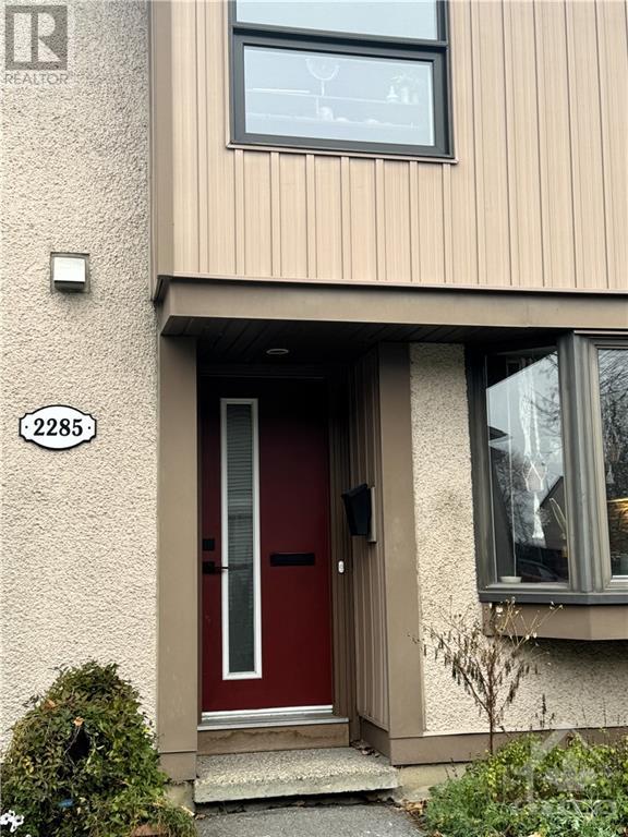 2285 STONEHENGE CRESCENT, Ottawa, Ontario