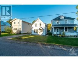 593 B HAMILTON STREET W, Pembroke, Ontario