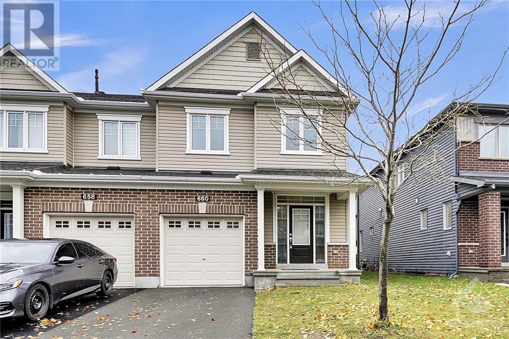 660 LAURALEAF CRESCENT, Ottawa, Ontario