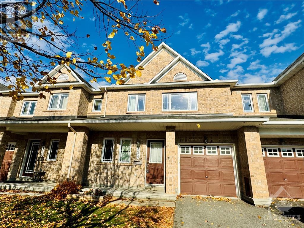 334 FOXRIDGE WAY, Ottawa, Ontario