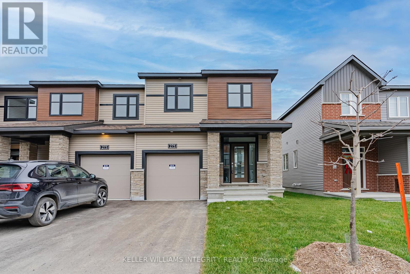 275 ELSIE MACGILL WALK, Ottawa, Ontario