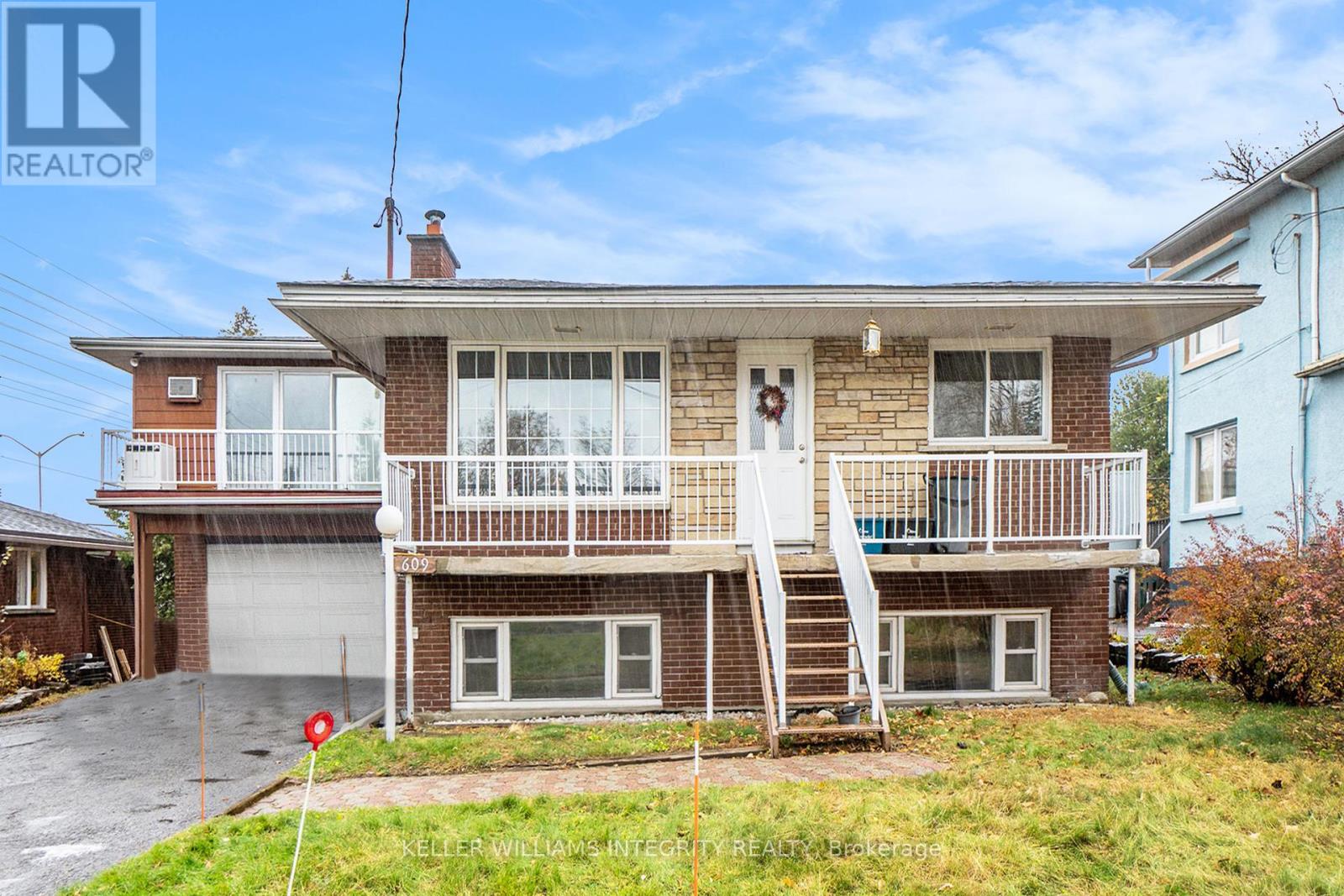 1 - 609 MALARTIC AVENUE, Ottawa, Ontario