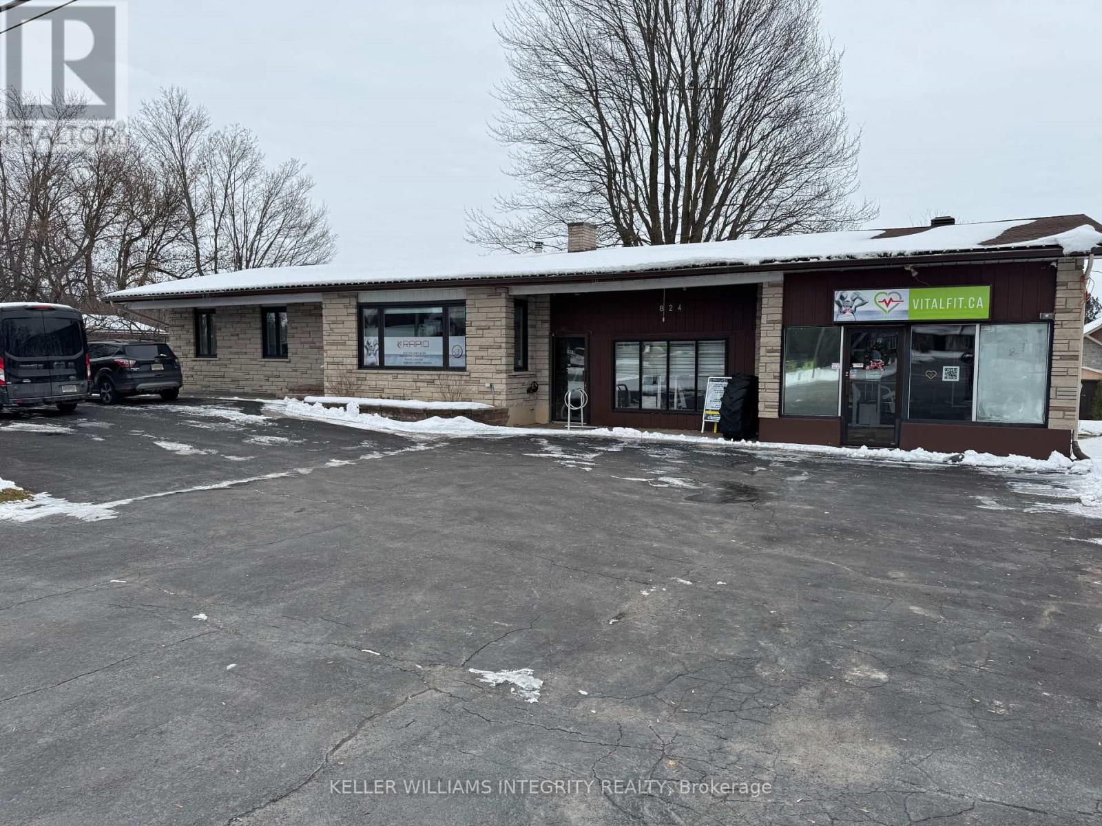 824 NOTRE DAME STREET, Russell, Ontario