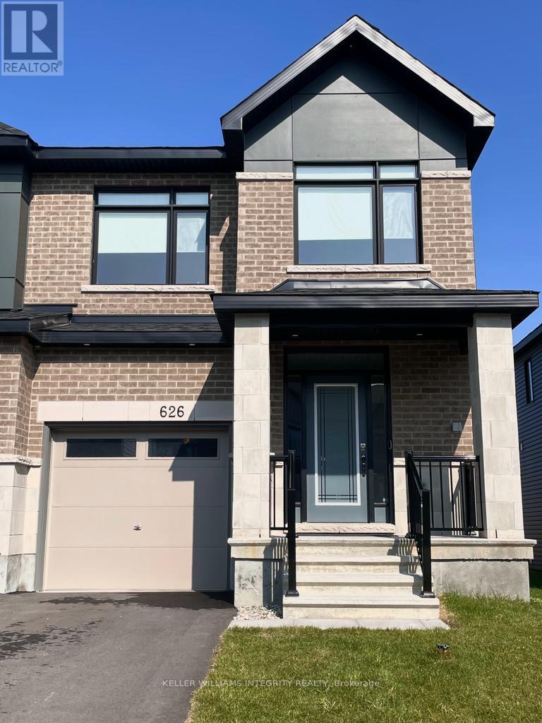 626 RATHBURN LANE, Ottawa, Ontario