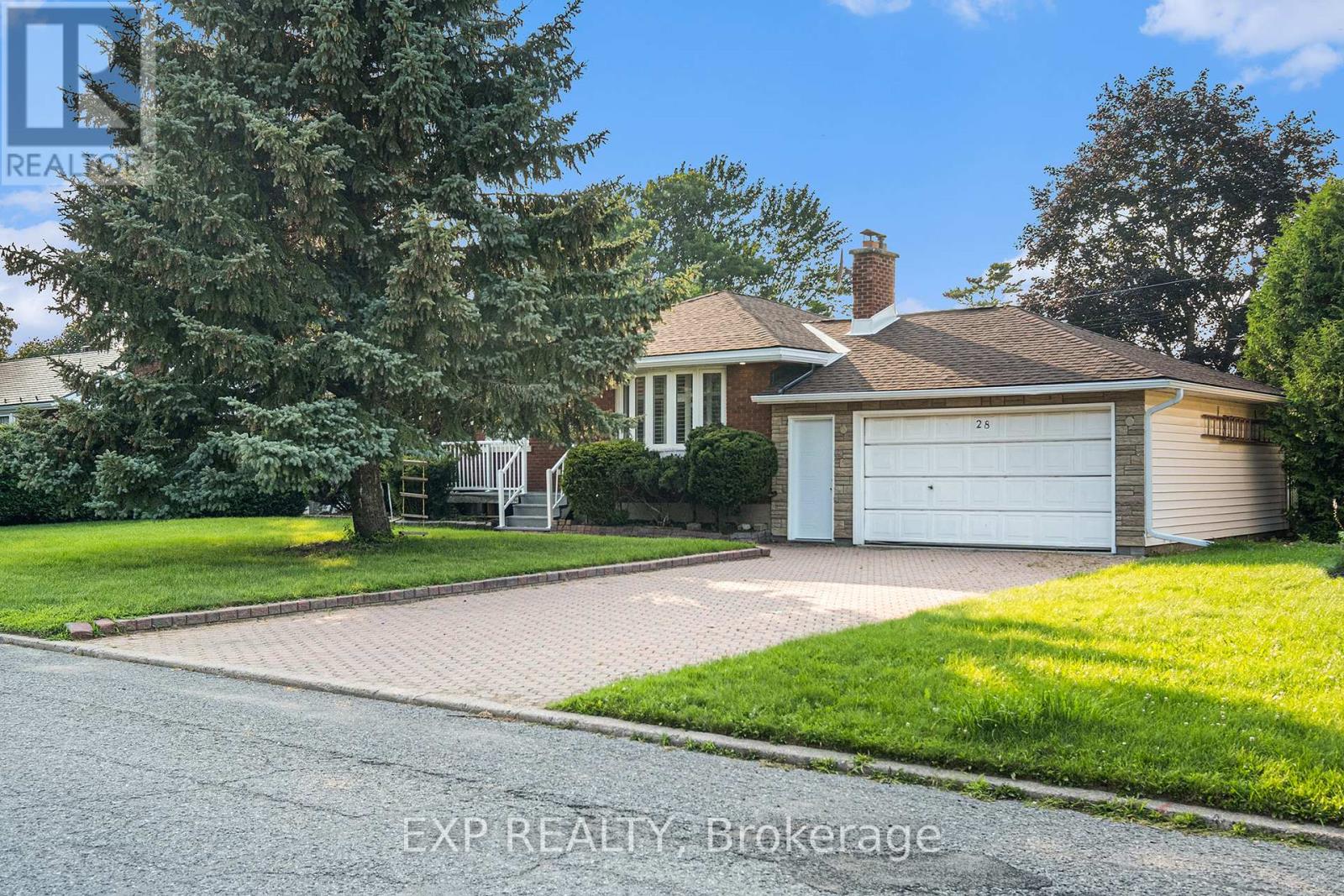 28 ROUNDHAY DRIVE, Ottawa, Ontario