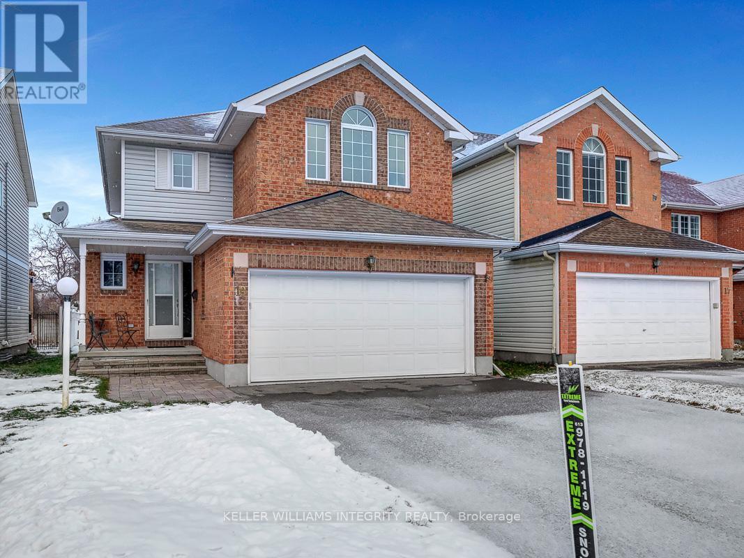 19 ARMAGH WAY, Ottawa, Ontario