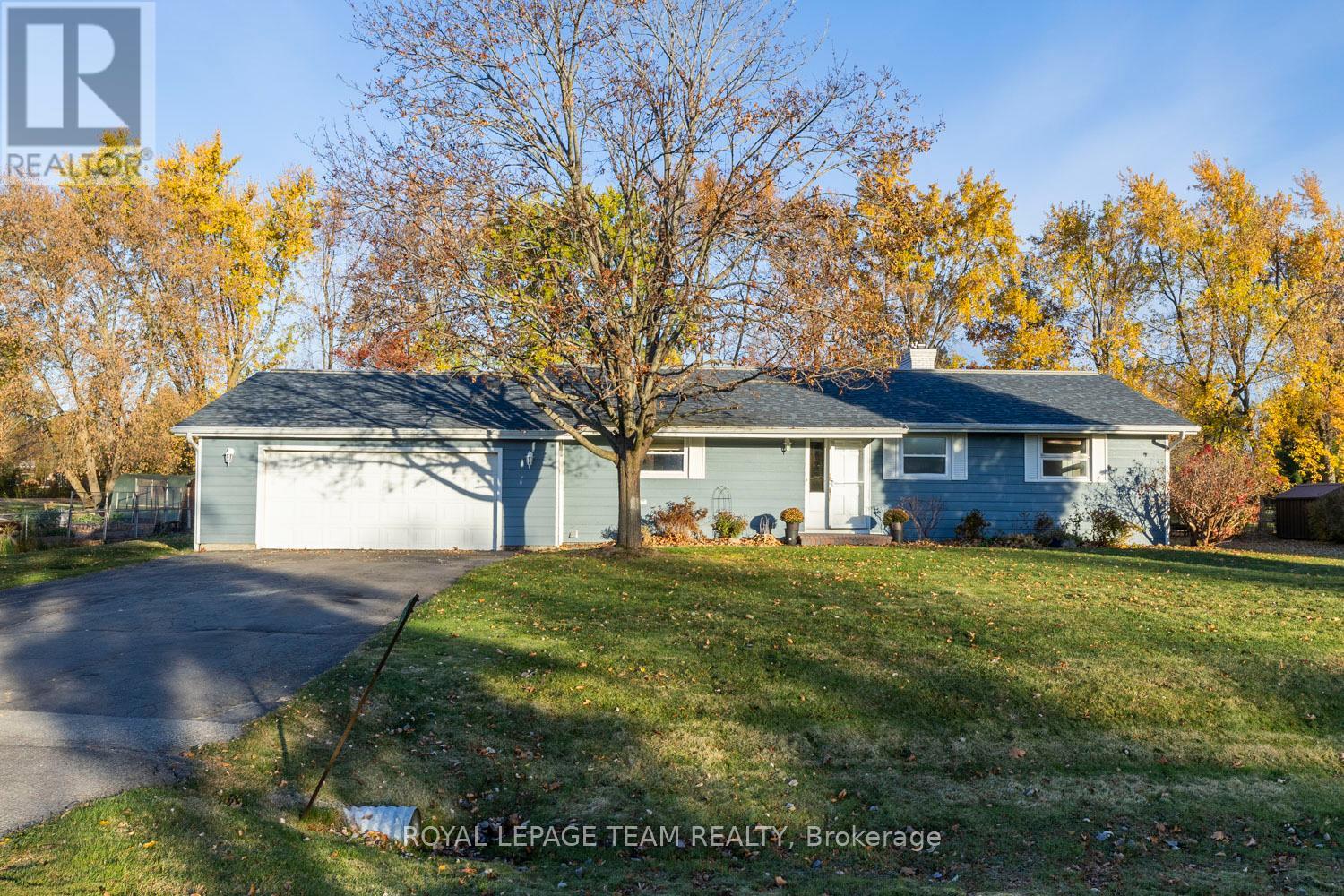 1245 FAIRWAY DRIVE, Ottawa, Ontario